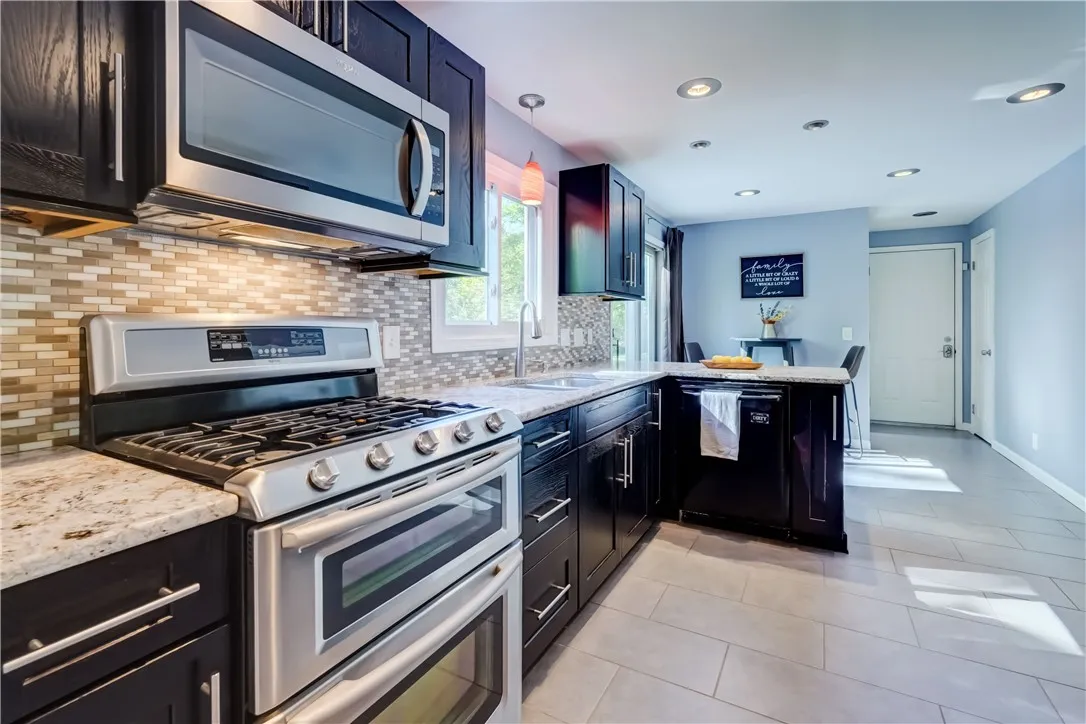 272 Shaftsbury Road, Brighton, New York 14610, Brighton, New York 14610, 5 Bedrooms Bedrooms, 11 Rooms Rooms,2 BathroomsBathrooms,Residential,Closed,272 Shaftsbury Road, Brighton, New York 14610,R1606063
