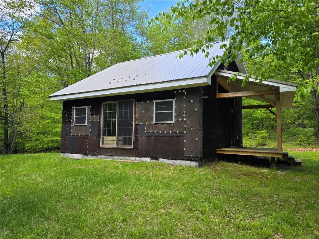 568 Country Road, Davenport, New York 12155, Davenport, New York 12155, 1 Bedroom Bedrooms, 5 Rooms Rooms,1 BathroomBathrooms,Residential,Closed,568 Country Road, Davenport, New York 12155,R1609676