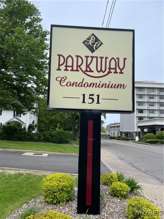 151 Buffalo Avenue 404, Niagara Falls, New York 14, Niagara Falls, New York 14303, 1 Bedroom Bedrooms, 3 Rooms Rooms,1 BathroomBathrooms,Residential,Closed,151 Buffalo Avenue 404, Niagara Falls, New York 14,0,B1609944