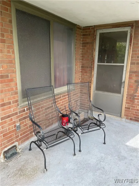 151 Buffalo Avenue 404, Niagara Falls, New York 14, Niagara Falls, New York 14303, 1 Bedroom Bedrooms, 3 Rooms Rooms,1 BathroomBathrooms,Residential,Closed,151 Buffalo Avenue 404, Niagara Falls, New York 14,0,B1609944