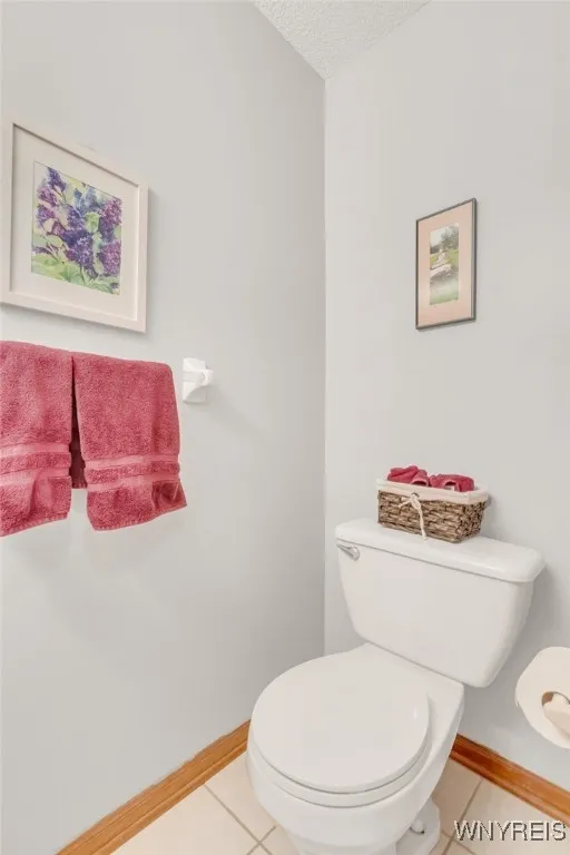 24 Bluejay Circle, Lancaster, New York 14086, Lancaster, New York 14086, 4 Bedrooms Bedrooms, 10 Rooms Rooms,2 BathroomsBathrooms,Residential,Closed,24 Bluejay Circle, Lancaster, New York 14086,0,B1609840