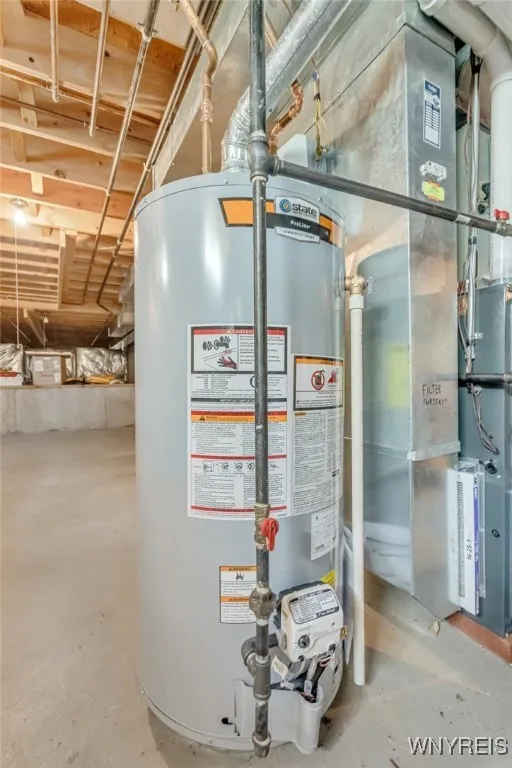 24 Bluejay Circle, Lancaster, New York 14086, Lancaster, New York 14086, 4 Bedrooms Bedrooms, 10 Rooms Rooms,2 BathroomsBathrooms,Residential,Closed,24 Bluejay Circle, Lancaster, New York 14086,0,B1609840