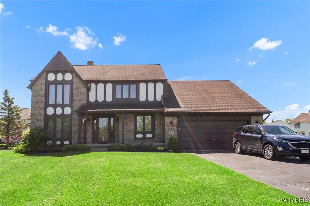 24 Bluejay Circle, Lancaster, New York 14086, Lancaster, New York 14086, 4 Bedrooms Bedrooms, 10 Rooms Rooms,2 BathroomsBathrooms,Residential,Closed,24 Bluejay Circle, Lancaster, New York 14086,0,B1609840