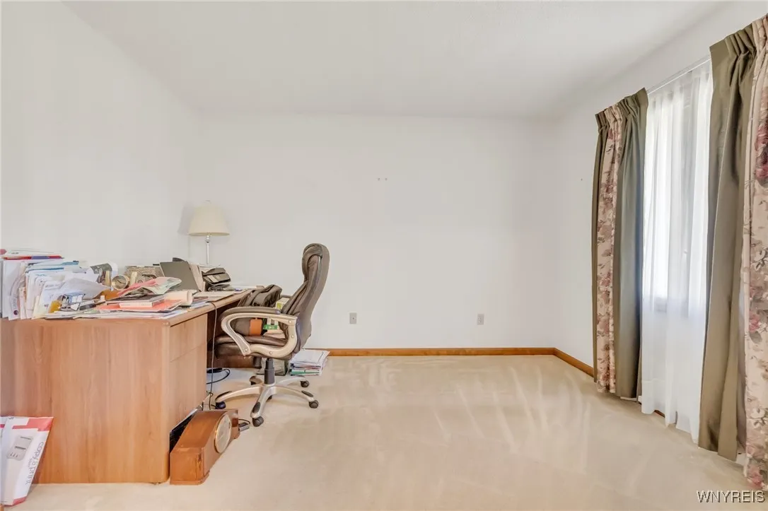 24 Bluejay Circle, Lancaster, New York 14086, Lancaster, New York 14086, 4 Bedrooms Bedrooms, 10 Rooms Rooms,2 BathroomsBathrooms,Residential,Closed,24 Bluejay Circle, Lancaster, New York 14086,0,B1609840