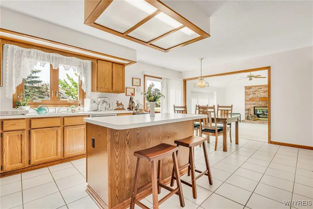 24 Bluejay Circle, Lancaster, New York 14086, Lancaster, New York 14086, 4 Bedrooms Bedrooms, 10 Rooms Rooms,2 BathroomsBathrooms,Residential,Closed,24 Bluejay Circle, Lancaster, New York 14086,0,B1609840