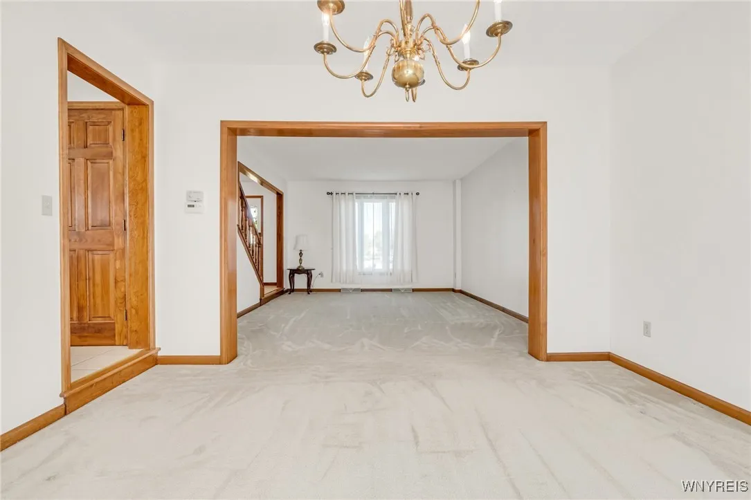 24 Bluejay Circle, Lancaster, New York 14086, Lancaster, New York 14086, 4 Bedrooms Bedrooms, 10 Rooms Rooms,2 BathroomsBathrooms,Residential,Closed,24 Bluejay Circle, Lancaster, New York 14086,0,B1609840