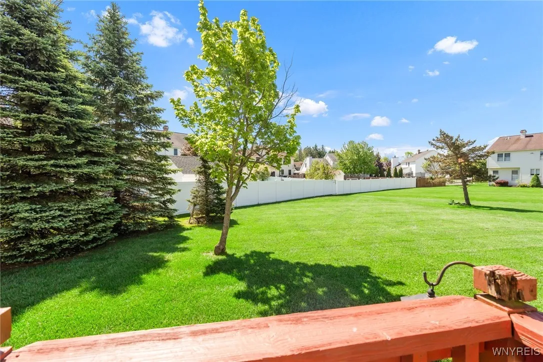 24 Bluejay Circle, Lancaster, New York 14086, Lancaster, New York 14086, 4 Bedrooms Bedrooms, 10 Rooms Rooms,2 BathroomsBathrooms,Residential,Closed,24 Bluejay Circle, Lancaster, New York 14086,0,B1609840