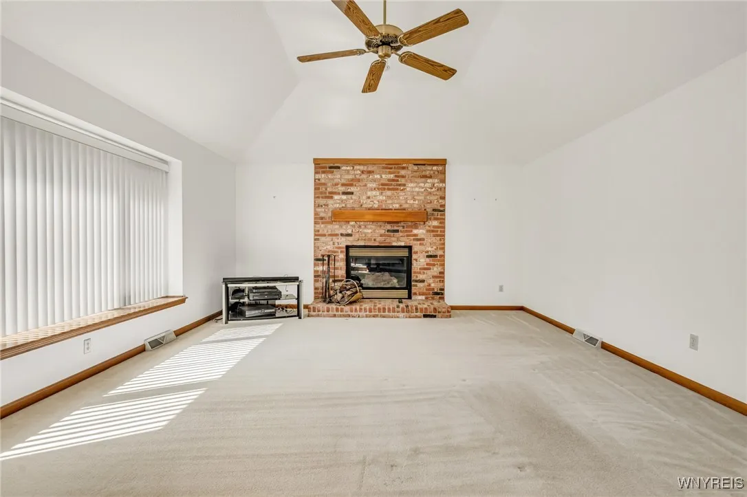 24 Bluejay Circle, Lancaster, New York 14086, Lancaster, New York 14086, 4 Bedrooms Bedrooms, 10 Rooms Rooms,2 BathroomsBathrooms,Residential,Closed,24 Bluejay Circle, Lancaster, New York 14086,0,B1609840