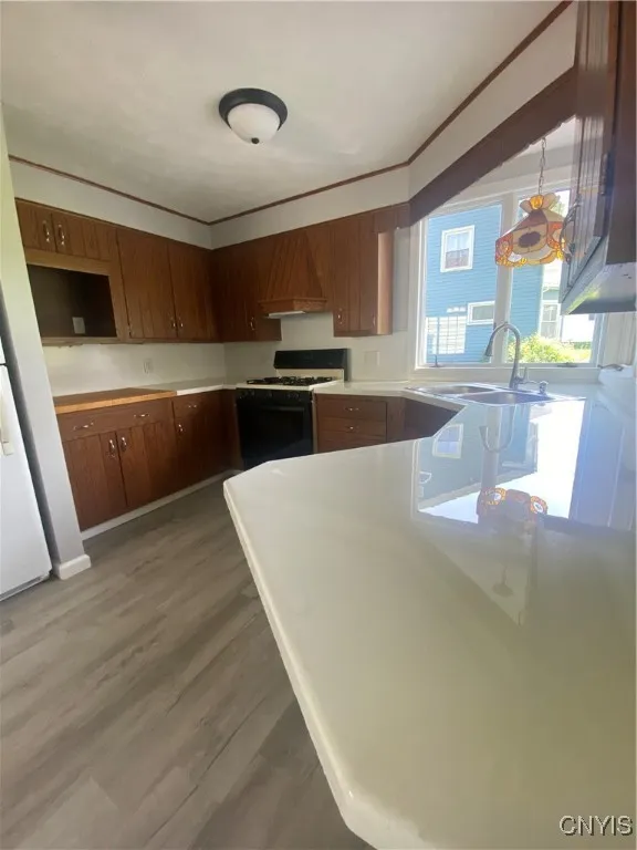 223 Primo Avenue, Sherrill, New York 13461, Sherrill, New York 13461, 4 Bedrooms Bedrooms, 8 Rooms Rooms,2 BathroomsBathrooms,Residential,Closed,223 Primo Avenue, Sherrill, New York 13461,S1609967