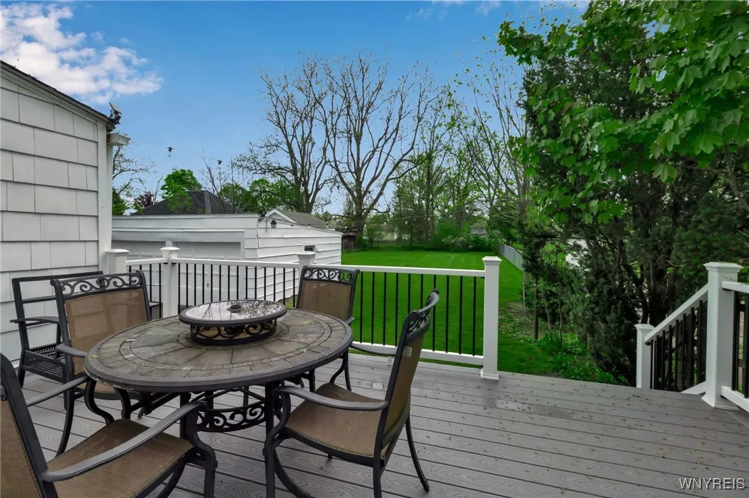 58 Linwood Avenue, Amherst, New York 14221, Amherst, New York 14221, 4 Bedrooms Bedrooms, 7 Rooms Rooms,2 BathroomsBathrooms,Residential,Closed,58 Linwood Avenue, Amherst, New York 14221,B1608909