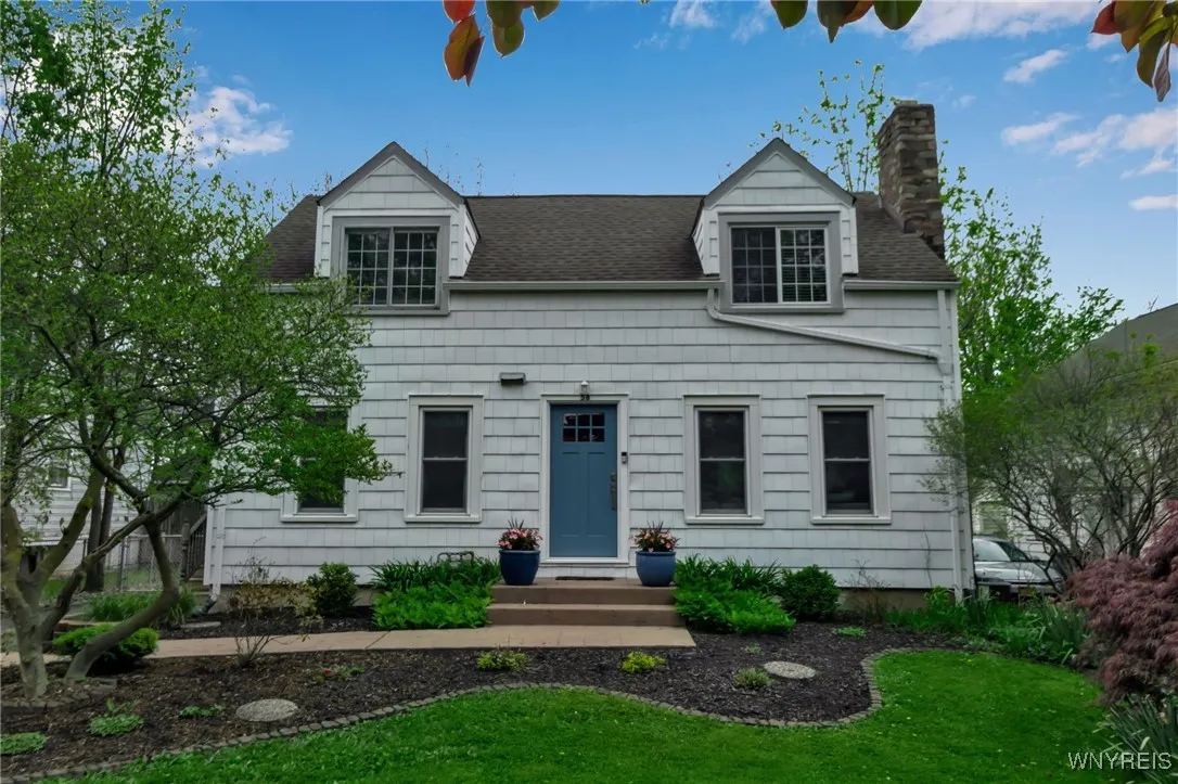 58 Linwood Avenue, Amherst, New York 14221, Amherst, New York 14221, 4 Bedrooms Bedrooms, 7 Rooms Rooms,2 BathroomsBathrooms,Residential,Closed,58 Linwood Avenue, Amherst, New York 14221,B1608909