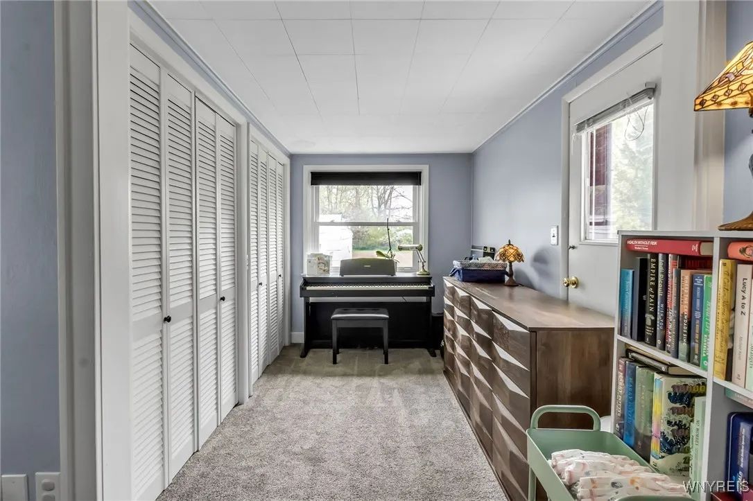 58 Linwood Avenue, Amherst, New York 14221, Amherst, New York 14221, 4 Bedrooms Bedrooms, 7 Rooms Rooms,2 BathroomsBathrooms,Residential,Closed,58 Linwood Avenue, Amherst, New York 14221,B1608909