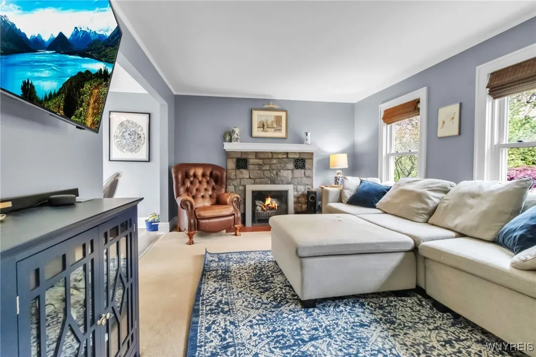 58 Linwood Avenue, Amherst, New York 14221, Amherst, New York 14221, 4 Bedrooms Bedrooms, 7 Rooms Rooms,2 BathroomsBathrooms,Residential,Closed,58 Linwood Avenue, Amherst, New York 14221,B1608909