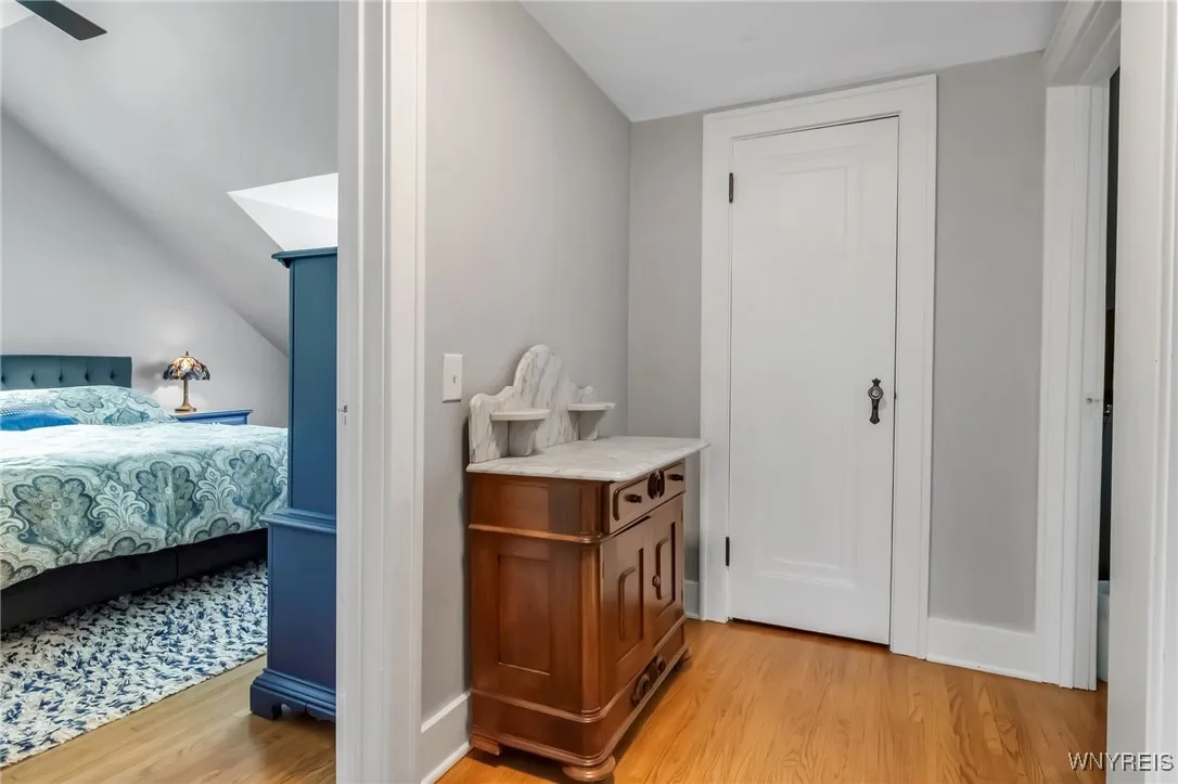58 Linwood Avenue, Amherst, New York 14221, Amherst, New York 14221, 4 Bedrooms Bedrooms, 7 Rooms Rooms,2 BathroomsBathrooms,Residential,Closed,58 Linwood Avenue, Amherst, New York 14221,B1608909
