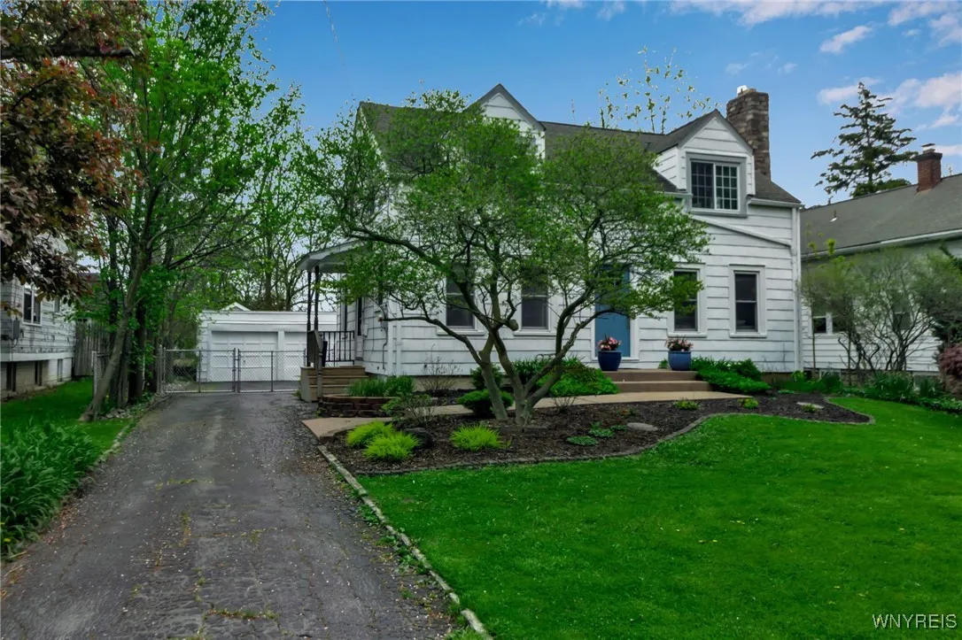 58 Linwood Avenue, Amherst, New York 14221, Amherst, New York 14221, 4 Bedrooms Bedrooms, 7 Rooms Rooms,2 BathroomsBathrooms,Residential,Closed,58 Linwood Avenue, Amherst, New York 14221,B1608909
