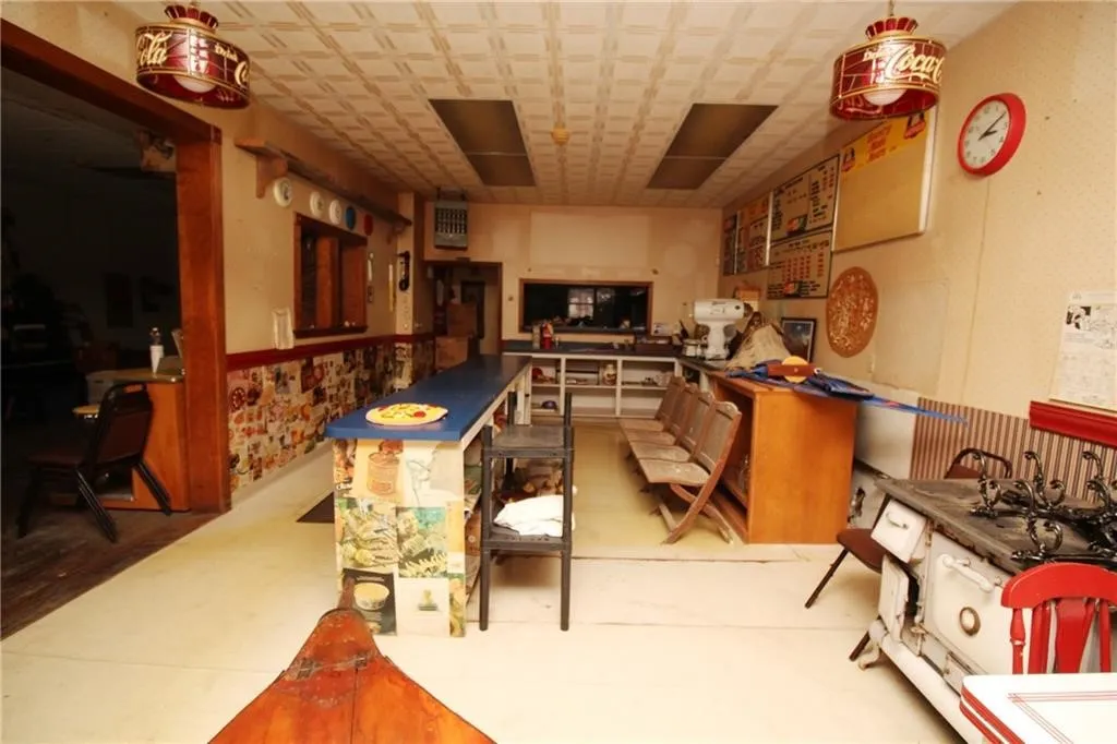 101 Main Street, Phelps, New York 14532, Phelps, New York 14532, 4 Bedrooms Bedrooms, ,3 BathroomsBathrooms,Residential,For Sale,101 Main Street, Phelps, New York 14532,0,R1609842