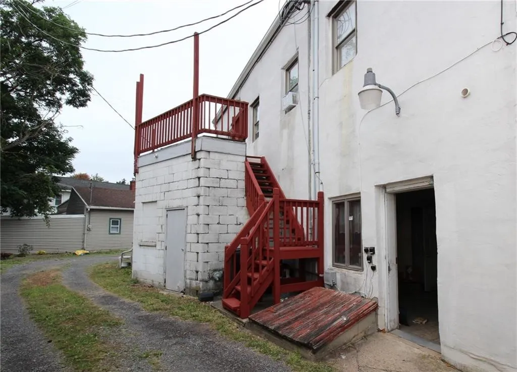 101 Main Street, Phelps, New York 14532, Phelps, New York 14532, 4 Bedrooms Bedrooms, ,3 BathroomsBathrooms,Residential,For Sale,101 Main Street, Phelps, New York 14532,0,R1609842