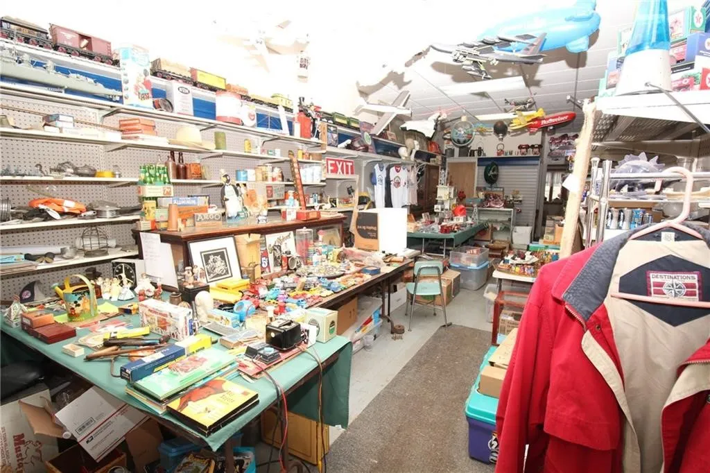 101 Main Street, Phelps, New York 14532, Phelps, New York 14532, 4 Bedrooms Bedrooms, ,3 BathroomsBathrooms,Residential,For Sale,101 Main Street, Phelps, New York 14532,0,R1609842