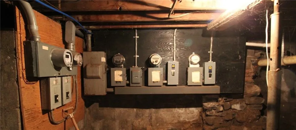 101 Main Street, Phelps, New York 14532, Phelps, New York 14532, 4 Bedrooms Bedrooms, ,3 BathroomsBathrooms,Residential,For Sale,101 Main Street, Phelps, New York 14532,0,R1609842