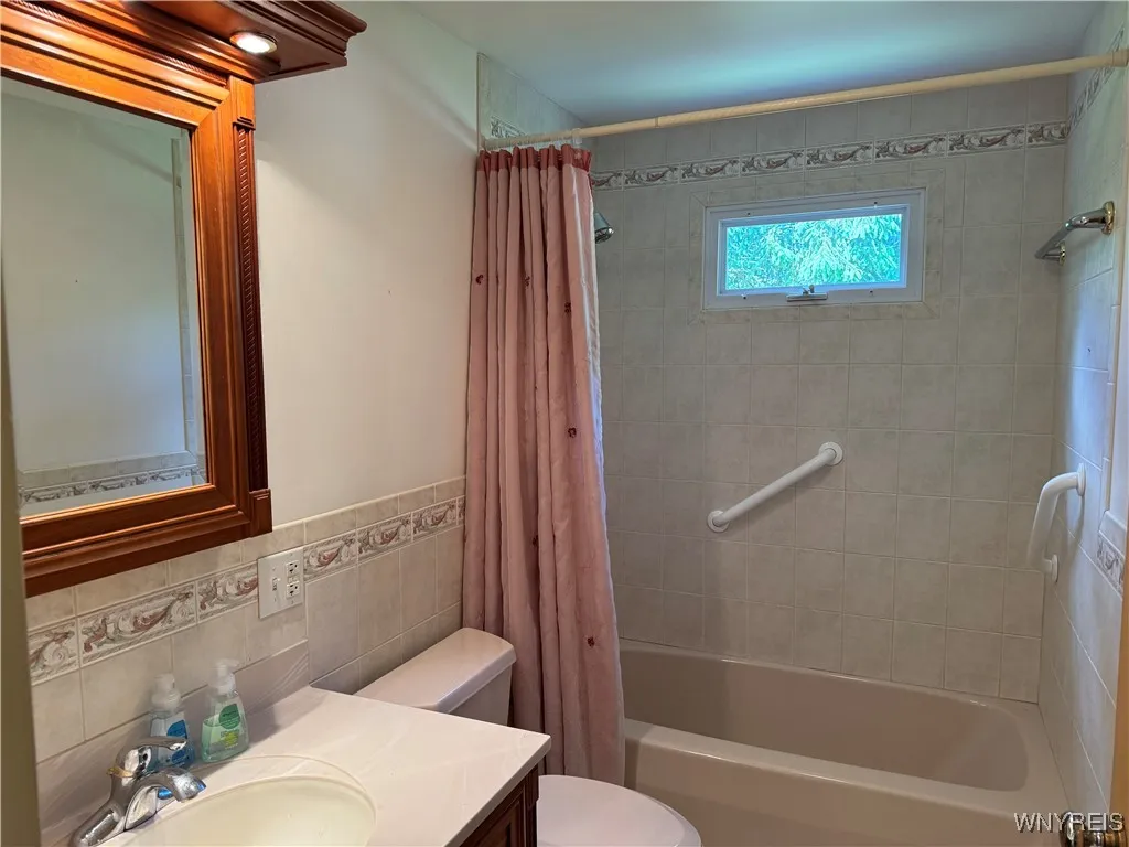 Full Bath