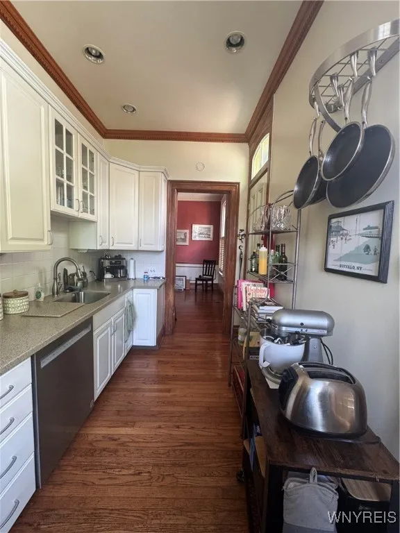 15 Saint Louis Place, Buffalo, New York 14202, Buffalo, New York 14202, 2 Bedrooms Bedrooms, 9 Rooms Rooms,2 BathroomsBathrooms,Residential,Closed,15 Saint Louis Place, Buffalo, New York 14202,0,B1609849 15 Saint Louis Place, Buffalo, New York 14202, Buffalo, New York 14202, 2 Bedrooms Bedrooms, 9 Rooms Rooms,2 BathroomsBathrooms,Residential,Closed,15 Saint Louis Place, Buffalo, New York 14202,0,B1609849