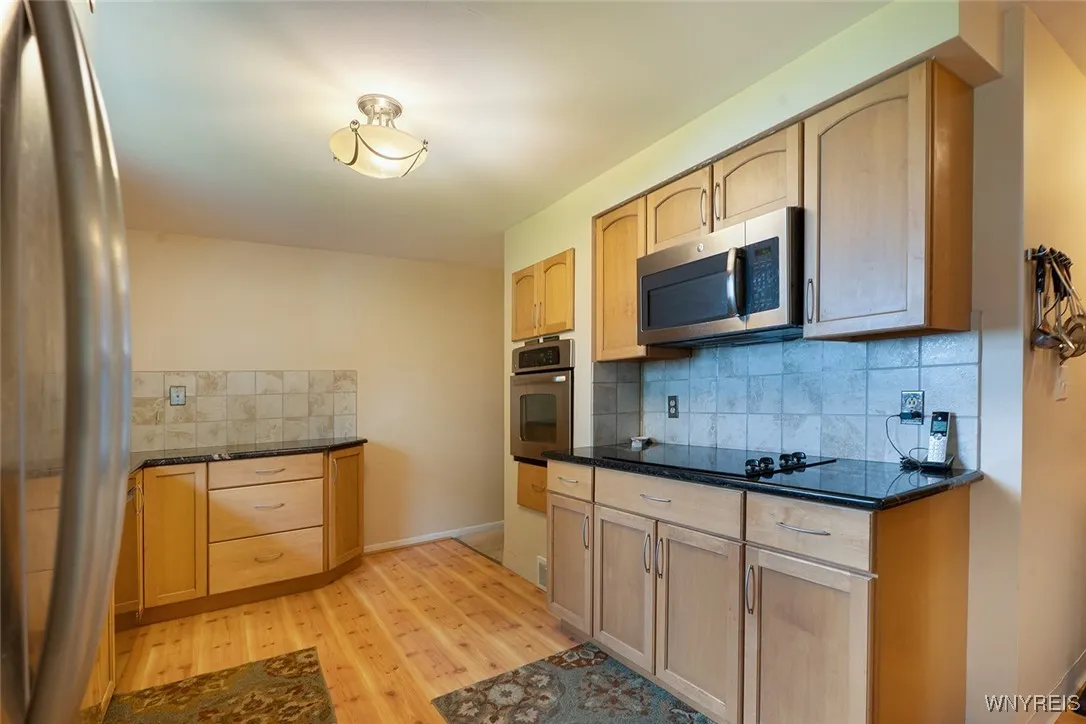 71 Coventry Road, Amherst, New York 14221, Amherst, New York 14221, 3 Bedrooms Bedrooms, 6 Rooms Rooms,2 BathroomsBathrooms,Residential,Closed,71 Coventry Road, Amherst, New York 14221,B1609769