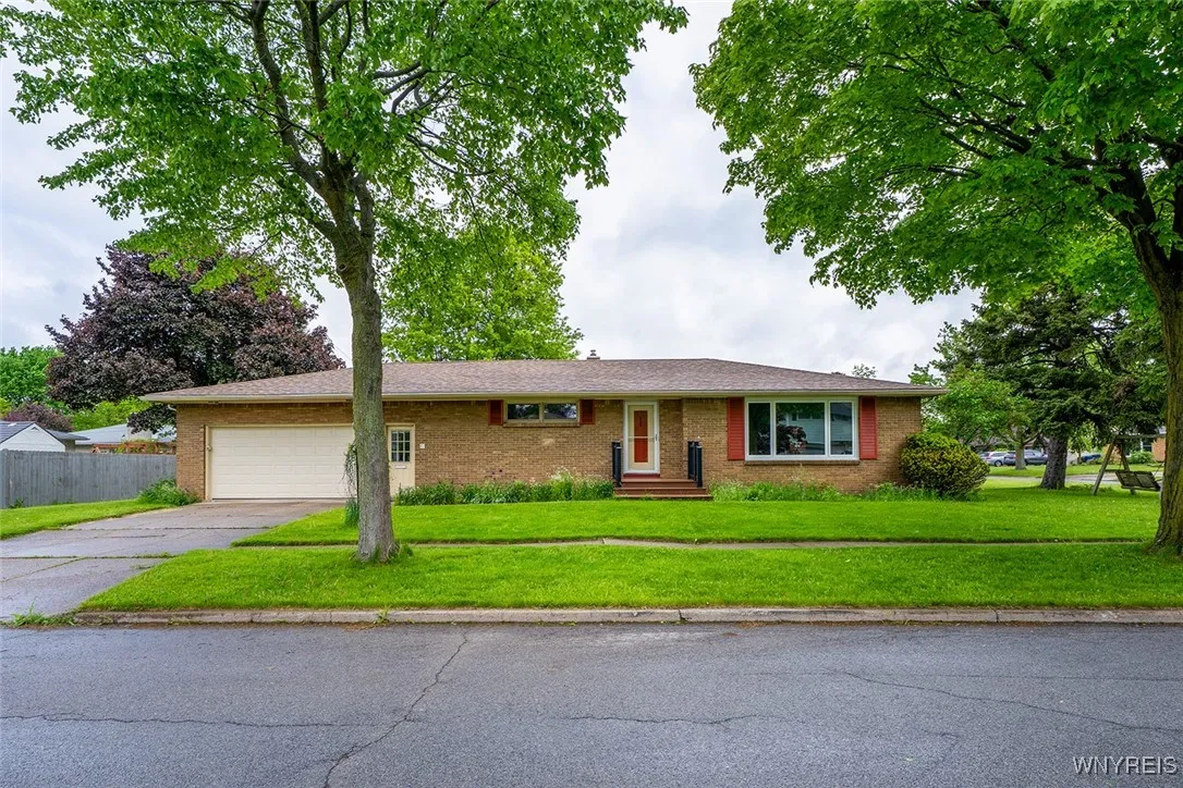 71 Coventry Road, Amherst, New York 14221, Amherst, New York 14221, 3 Bedrooms Bedrooms, 6 Rooms Rooms,2 BathroomsBathrooms,Residential,Closed,71 Coventry Road, Amherst, New York 14221,B1609769