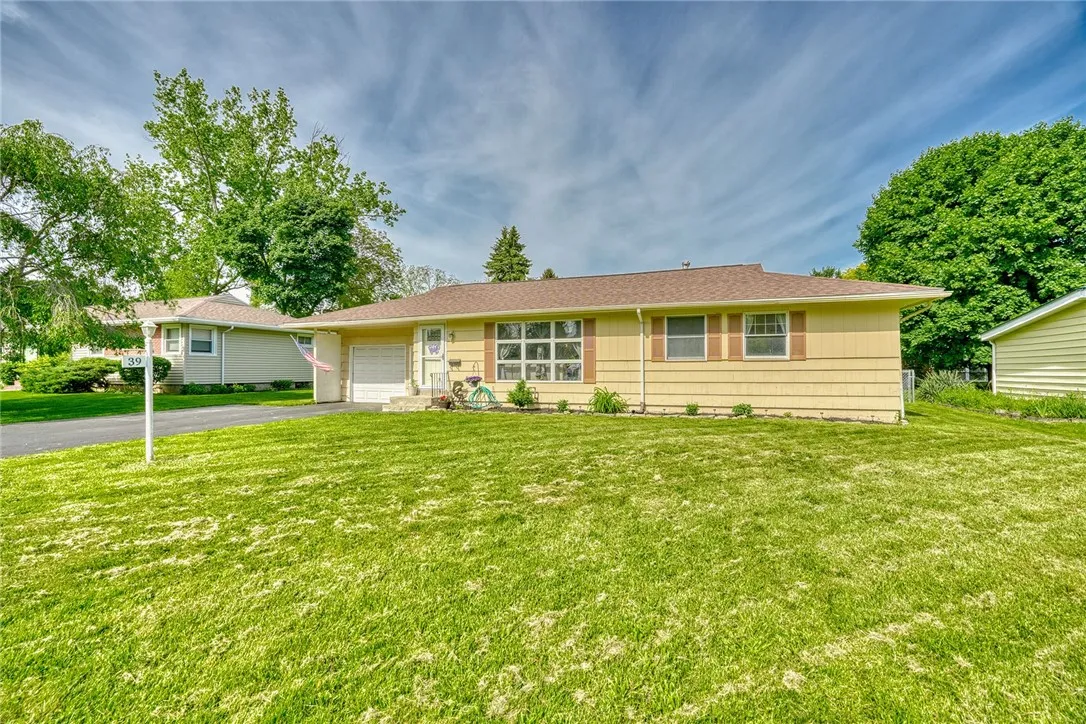 39 Ingram Dr, Gates, New York 14624, Gates, New York 14624, 3 Bedrooms Bedrooms, 5 Rooms Rooms,1 BathroomBathrooms,Residential,Closed,39 Ingram Dr, Gates, New York 14624,R1609739