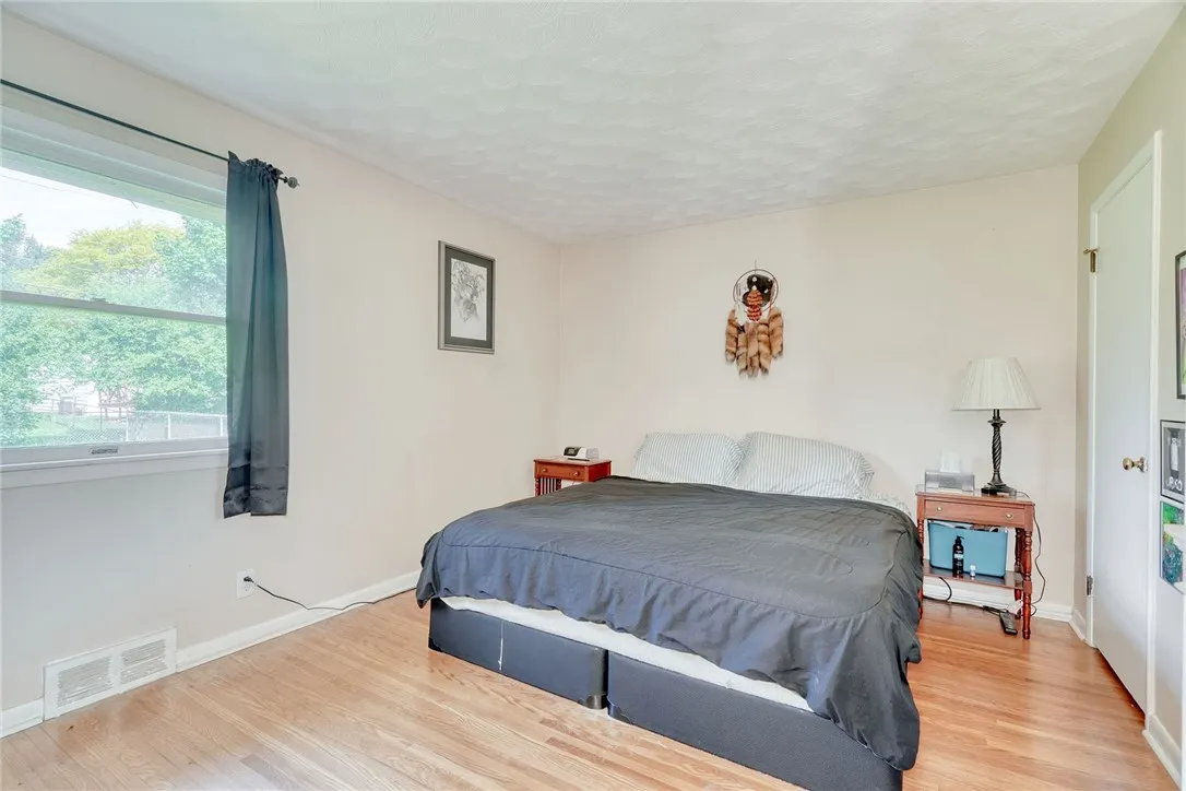 39 Ingram Dr, Gates, New York 14624, Gates, New York 14624, 3 Bedrooms Bedrooms, 5 Rooms Rooms,1 BathroomBathrooms,Residential,Closed,39 Ingram Dr, Gates, New York 14624,R1609739