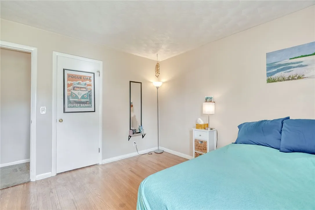 39 Ingram Dr, Gates, New York 14624, Gates, New York 14624, 3 Bedrooms Bedrooms, 5 Rooms Rooms,1 BathroomBathrooms,Residential,Closed,39 Ingram Dr, Gates, New York 14624,R1609739