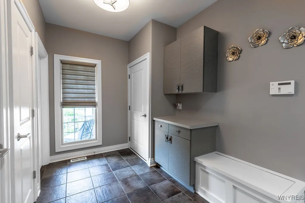 7395 Jewett Holmwood Road, Orchard Park, New York, Orchard Park, New York 14127, 3 Bedrooms Bedrooms, 6 Rooms Rooms,2 BathroomsBathrooms,Residential,Closed,7395 Jewett Holmwood Road, Orchard Park, New York ,B1609899