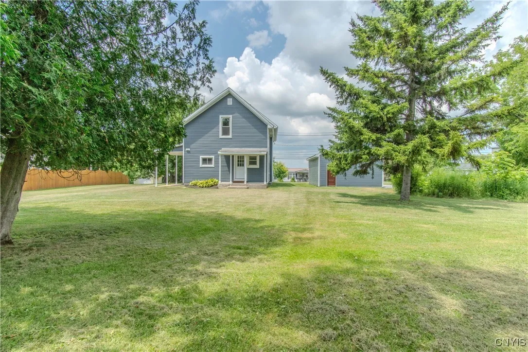 8766 North Main Street, Le Ray, New York 13637, Le Ray, New York 13637, 4 Bedrooms Bedrooms, 7 Rooms Rooms,2 BathroomsBathrooms,Residential,Closed,8766 North Main Street, Le Ray, New York 13637,0,S1609981