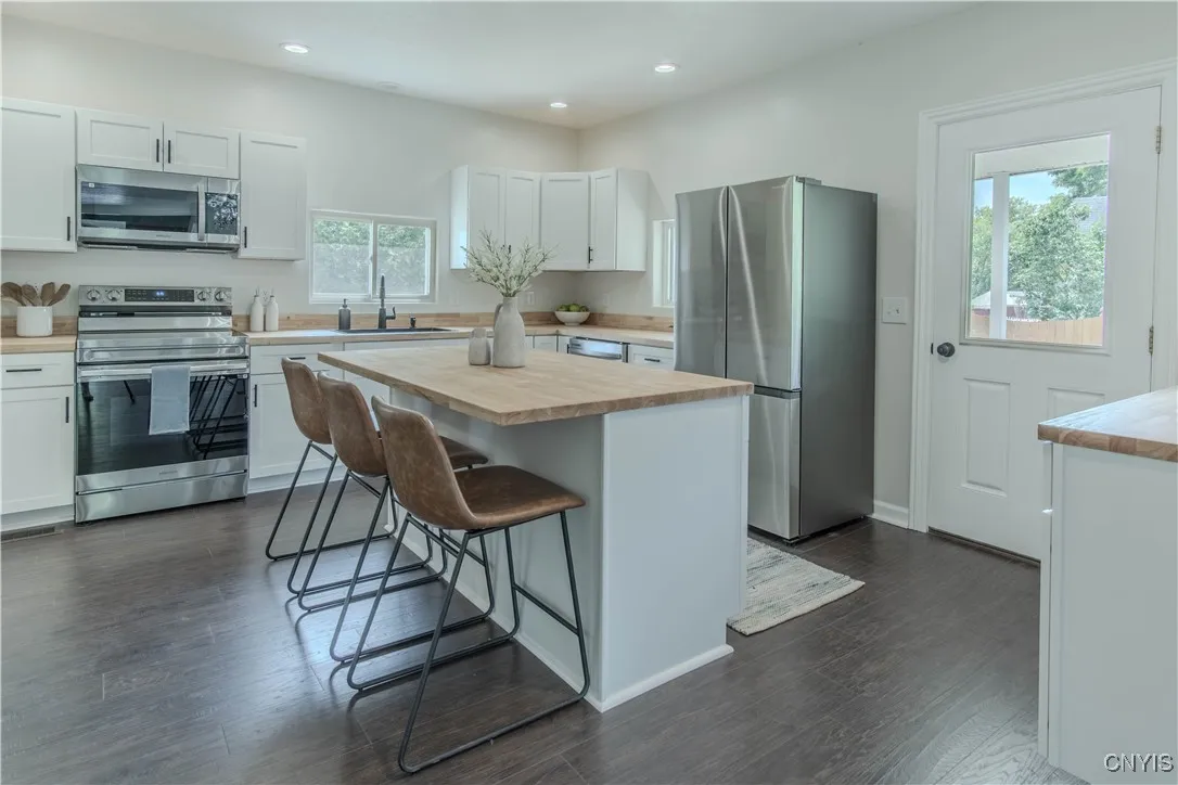 8766 North Main Street, Le Ray, New York 13637, Le Ray, New York 13637, 4 Bedrooms Bedrooms, 7 Rooms Rooms,2 BathroomsBathrooms,Residential,Closed,8766 North Main Street, Le Ray, New York 13637,0,S1609981
