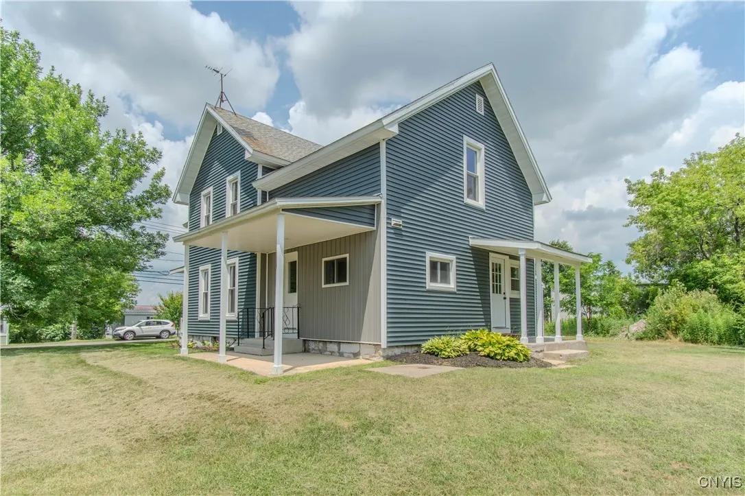 8766 North Main Street, Le Ray, New York 13637, Le Ray, New York 13637, 4 Bedrooms Bedrooms, 7 Rooms Rooms,2 BathroomsBathrooms,Residential,Closed,8766 North Main Street, Le Ray, New York 13637,0,S1609981