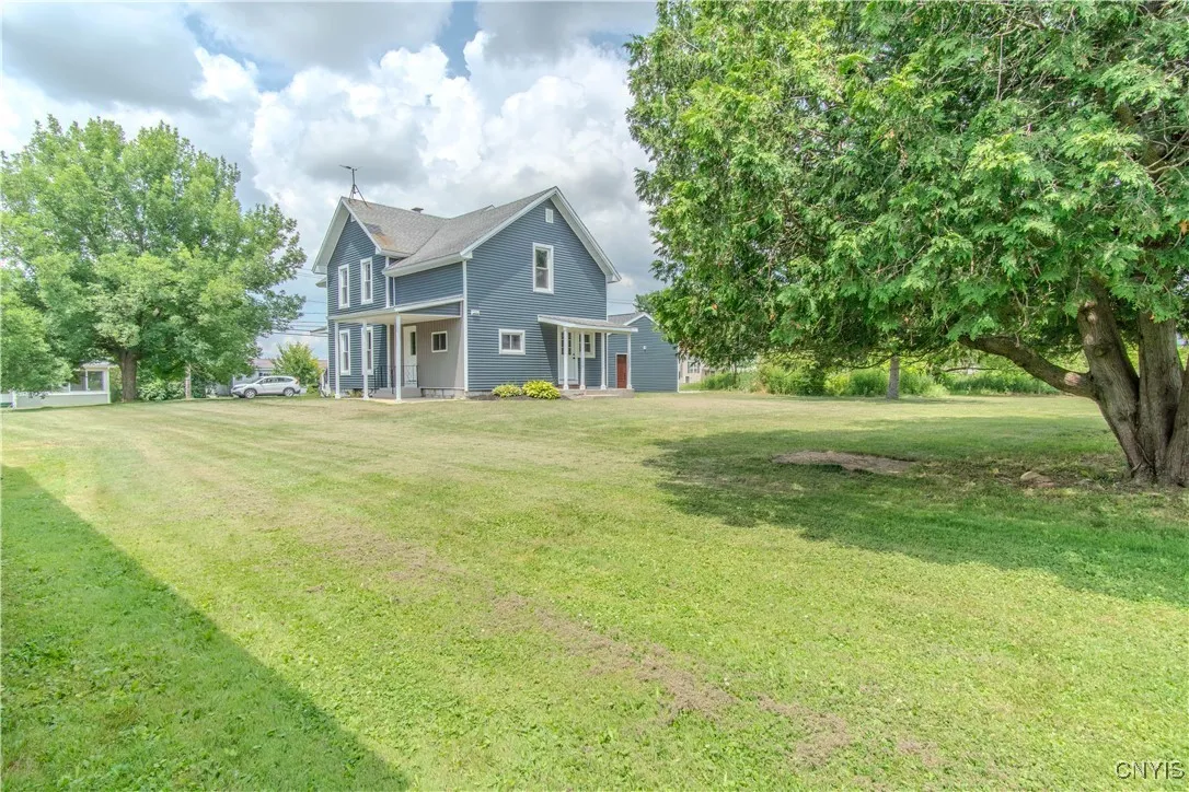 8766 North Main Street, Le Ray, New York 13637, Le Ray, New York 13637, 4 Bedrooms Bedrooms, 7 Rooms Rooms,2 BathroomsBathrooms,Residential,Closed,8766 North Main Street, Le Ray, New York 13637,0,S1609981