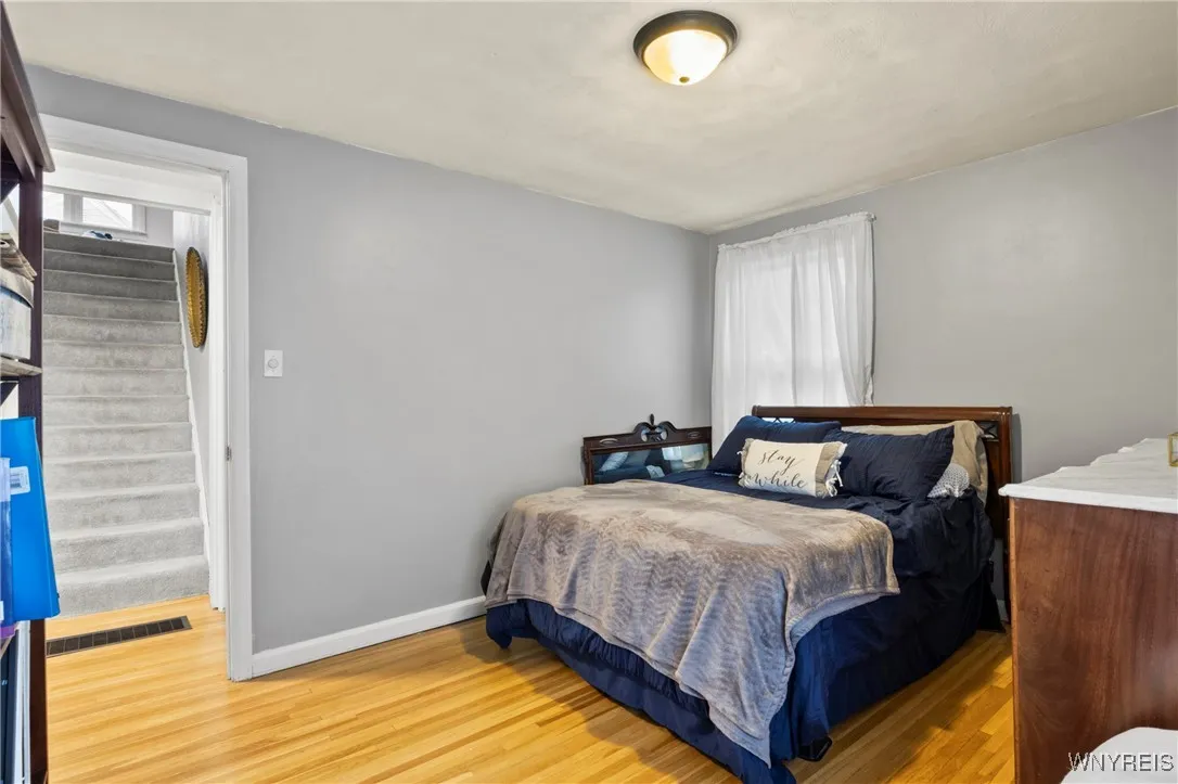 1587 Parker Boulevard, Tonawanda-town, New York 14, Tonawanda, New York 14150, 3 Bedrooms Bedrooms, 6 Rooms Rooms,1 BathroomBathrooms,Residential,Closed,1587 Parker Boulevard, Tonawanda-town, New York 14,B1609451