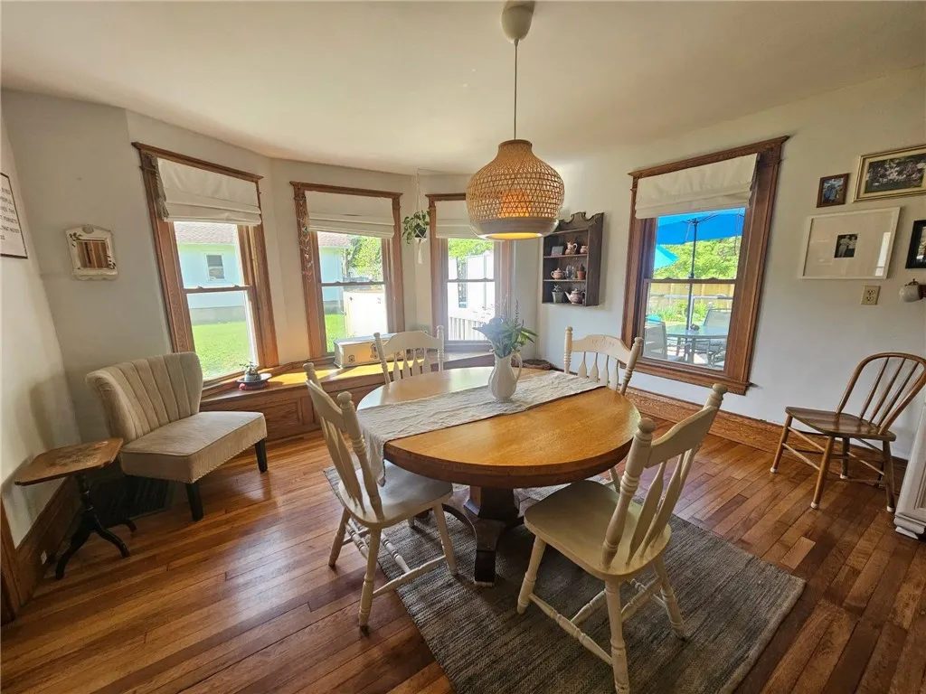 6207 Knickerbocker Road, Ontario, New York 14519, Ontario, New York 14519, 4 Bedrooms Bedrooms, 8 Rooms Rooms,1 BathroomBathrooms,Residential,Closed,6207 Knickerbocker Road, Ontario, New York 14519,R1609788