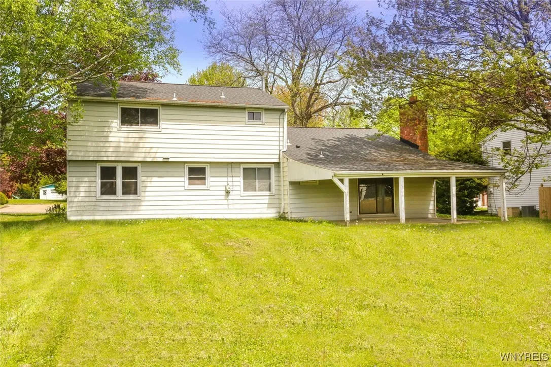 3631 Bonnie Lane, Hamburg, New York 14075, Hamburg, New York 14075, 3 Bedrooms Bedrooms, 10 Rooms Rooms,2 BathroomsBathrooms,Residential,Closed,3631 Bonnie Lane, Hamburg, New York 14075,0,B1606382