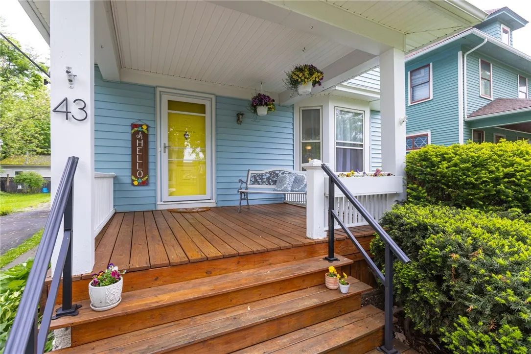 43 Woodland Park, Rochester, New York 14610, Rochester, New York 14610, 4 Bedrooms Bedrooms, 8 Rooms Rooms,1 BathroomBathrooms,Residential,Closed,43 Woodland Park, Rochester, New York 14610,0,R1609219