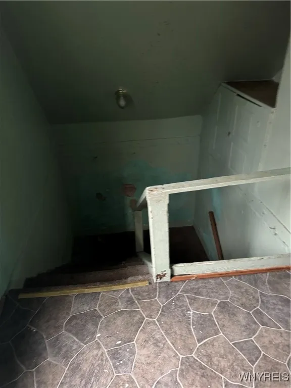 28 Alma Avenue, Buffalo, New York 14215, Buffalo, New York 14215, 3 Bedrooms Bedrooms, 6 Rooms Rooms,1 BathroomBathrooms,Residential,For Sale,28 Alma Avenue, Buffalo, New York 14215,B1610043