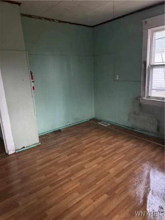 28 Alma Avenue, Buffalo, New York 14215, Buffalo, New York 14215, 3 Bedrooms Bedrooms, 6 Rooms Rooms,1 BathroomBathrooms,Residential,For Sale,28 Alma Avenue, Buffalo, New York 14215,B1610043