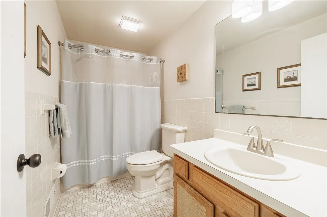 Main Bath