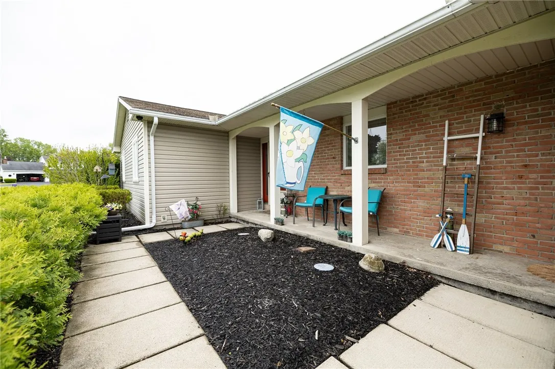 667 Willow Lane, Webster, New York 14580, Webster, New York 14580, 4 Bedrooms Bedrooms, 8 Rooms Rooms,3 BathroomsBathrooms,Residential,Closed,667 Willow Lane, Webster, New York 14580,R1606480