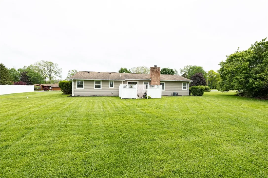 667 Willow Lane, Webster, New York 14580, Webster, New York 14580, 4 Bedrooms Bedrooms, 8 Rooms Rooms,3 BathroomsBathrooms,Residential,Closed,667 Willow Lane, Webster, New York 14580,R1606480
