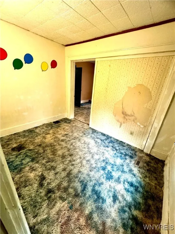 6723 Akron Road, Lockport-town, New York 14094, Lockport Town, New York 14094, 6 Bedrooms Bedrooms, 10 Rooms Rooms,1 BathroomBathrooms,Residential,Closed,6723 Akron Road, Lockport-town, New York 14094,0,B1604223