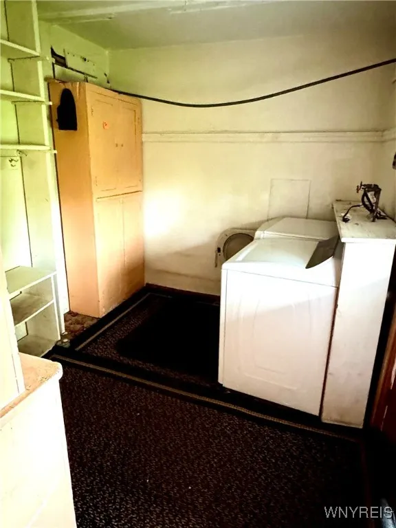 6723 Akron Road, Lockport-town, New York 14094, Lockport Town, New York 14094, 6 Bedrooms Bedrooms, 10 Rooms Rooms,1 BathroomBathrooms,Residential,Closed,6723 Akron Road, Lockport-town, New York 14094,0,B1604223