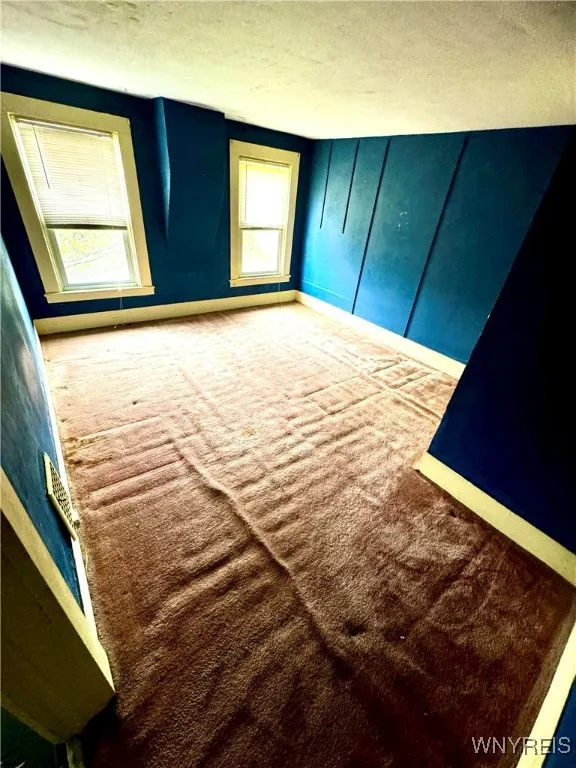 6723 Akron Road, Lockport-town, New York 14094, Lockport Town, New York 14094, 6 Bedrooms Bedrooms, 10 Rooms Rooms,1 BathroomBathrooms,Residential,Closed,6723 Akron Road, Lockport-town, New York 14094,0,B1604223