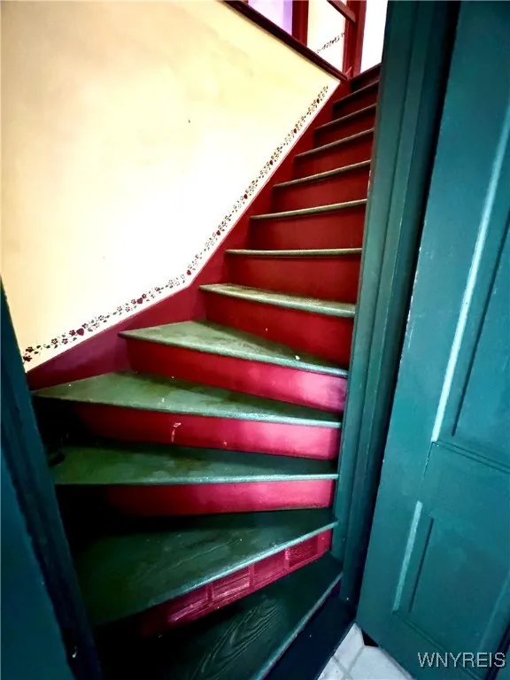 6723 Akron Road, Lockport-town, New York 14094, Lockport Town, New York 14094, 6 Bedrooms Bedrooms, 10 Rooms Rooms,1 BathroomBathrooms,Residential,Closed,6723 Akron Road, Lockport-town, New York 14094,0,B1604223