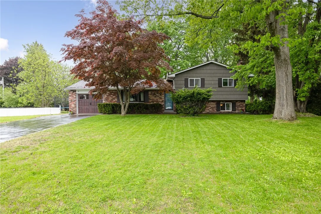 635 Blue Spruce Drive, Webster, New York 14580, Webster, New York 14580, 4 Bedrooms Bedrooms, 8 Rooms Rooms,2 BathroomsBathrooms,Residential,Closed,635 Blue Spruce Drive, Webster, New York 14580,R1606752