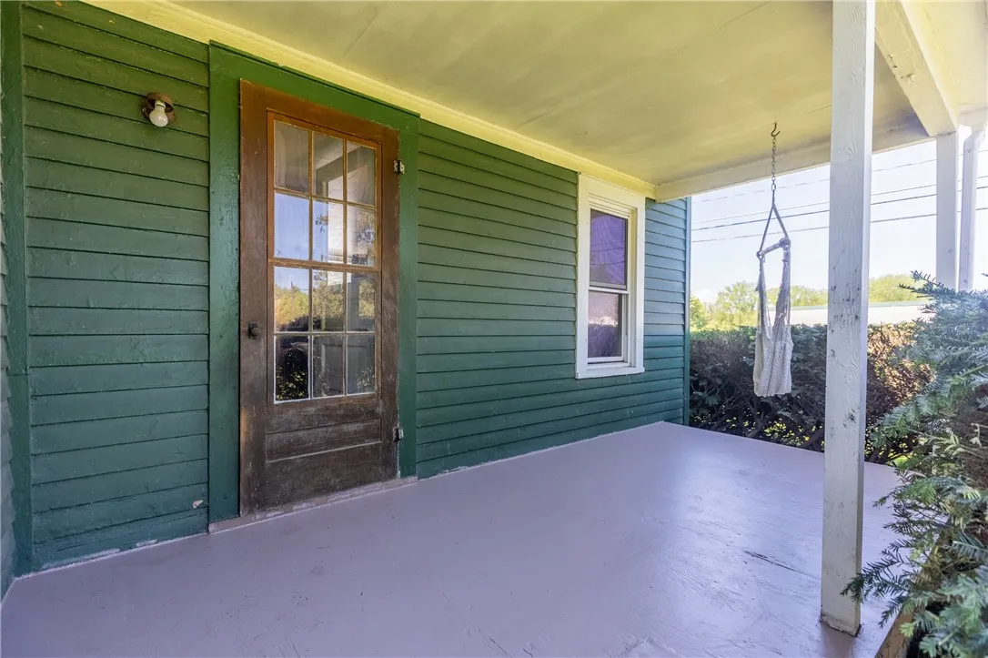 5522 State Route 14, Sodus, New York 14551, Sodus, New York 14551, 4 Bedrooms Bedrooms, 7 Rooms Rooms,2 BathroomsBathrooms,Residential,Closed,5522 State Route 14, Sodus, New York 14551,R1609729